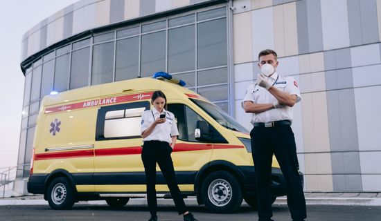赤壁救护车转运病人算来回费用吗？